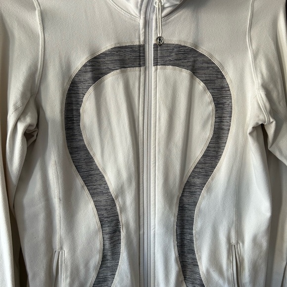 Lululemon Align Jacket - Picture 4 of 5